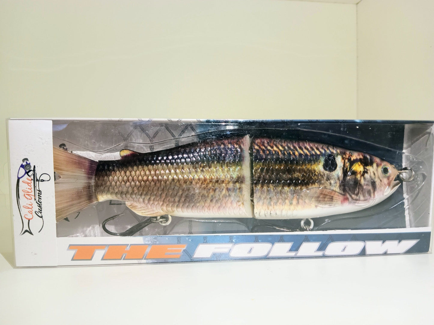 9" The Follow Thread Fin Shad Cali Glide Swimbait
